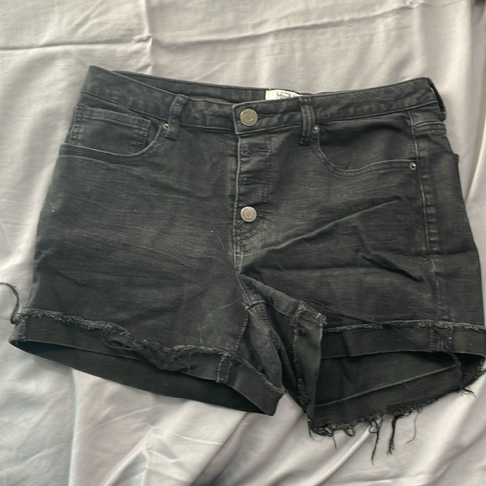 Women’s black Jean shorts